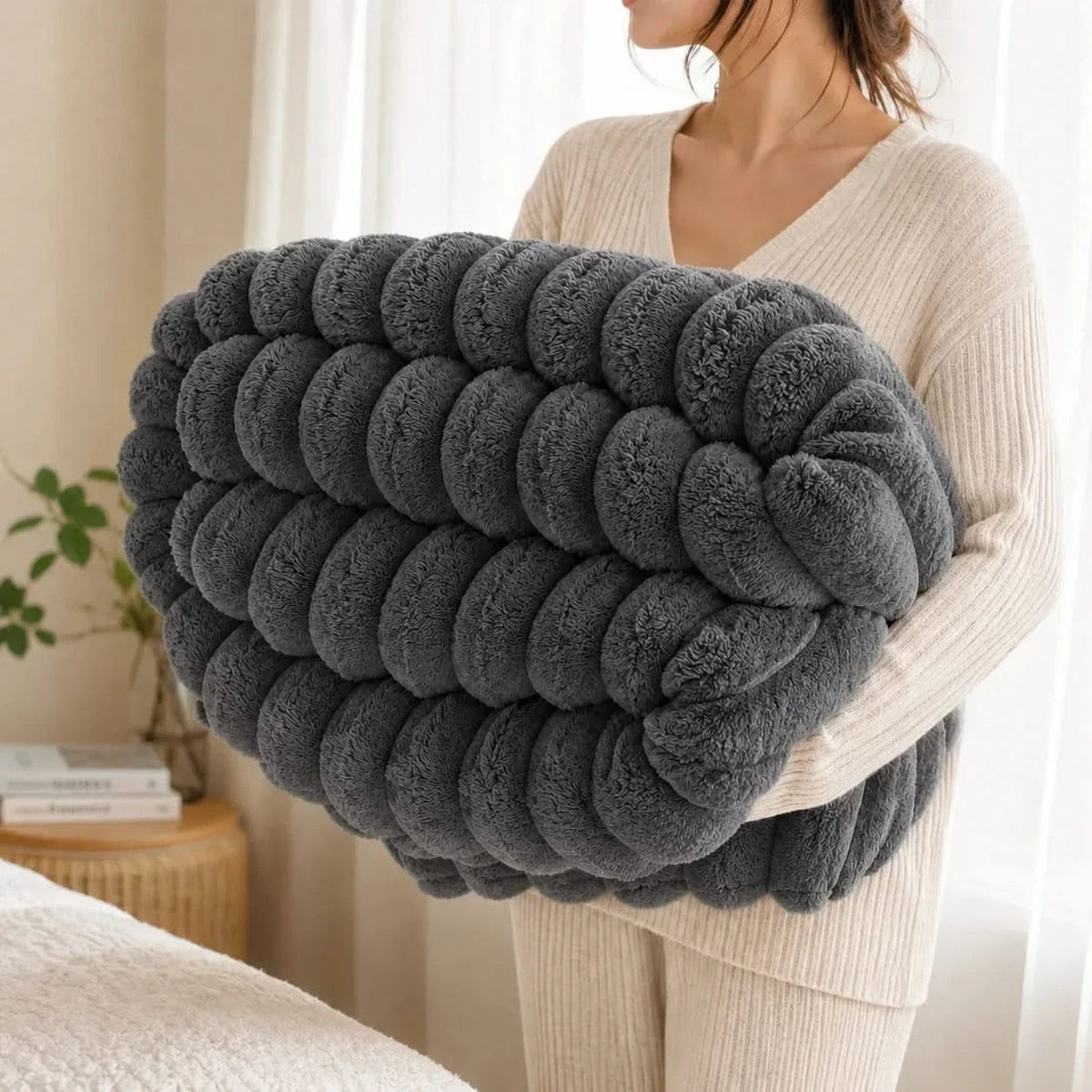 Ribbed Fleece Throw Blanket in Two Sizes