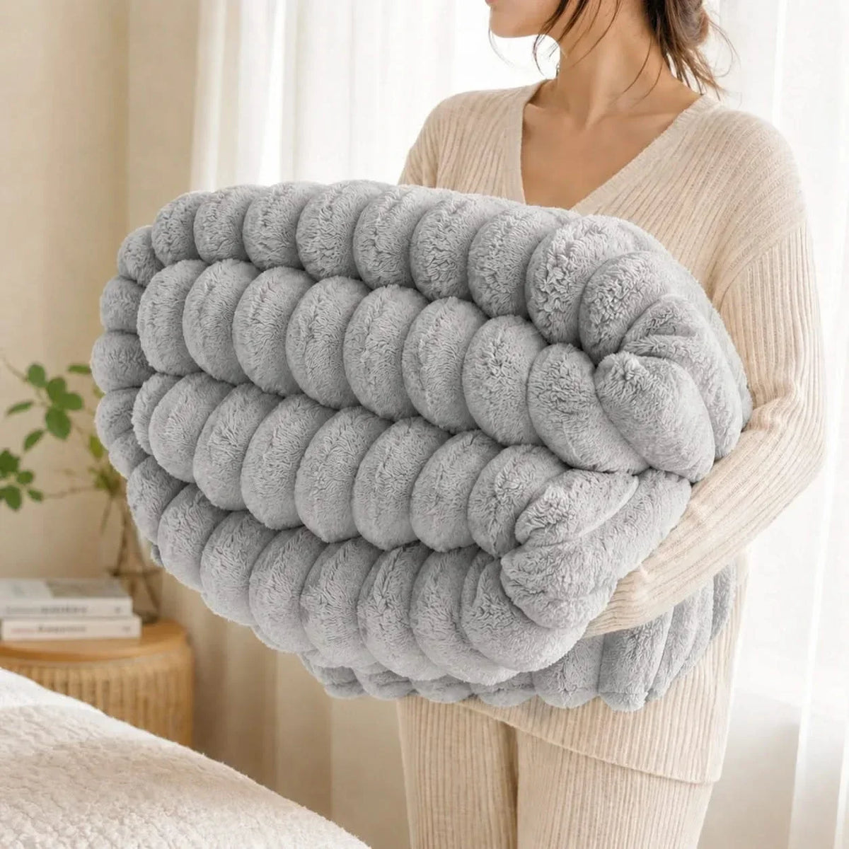 Ribbed Fleece Throw Blanket in Two Sizes