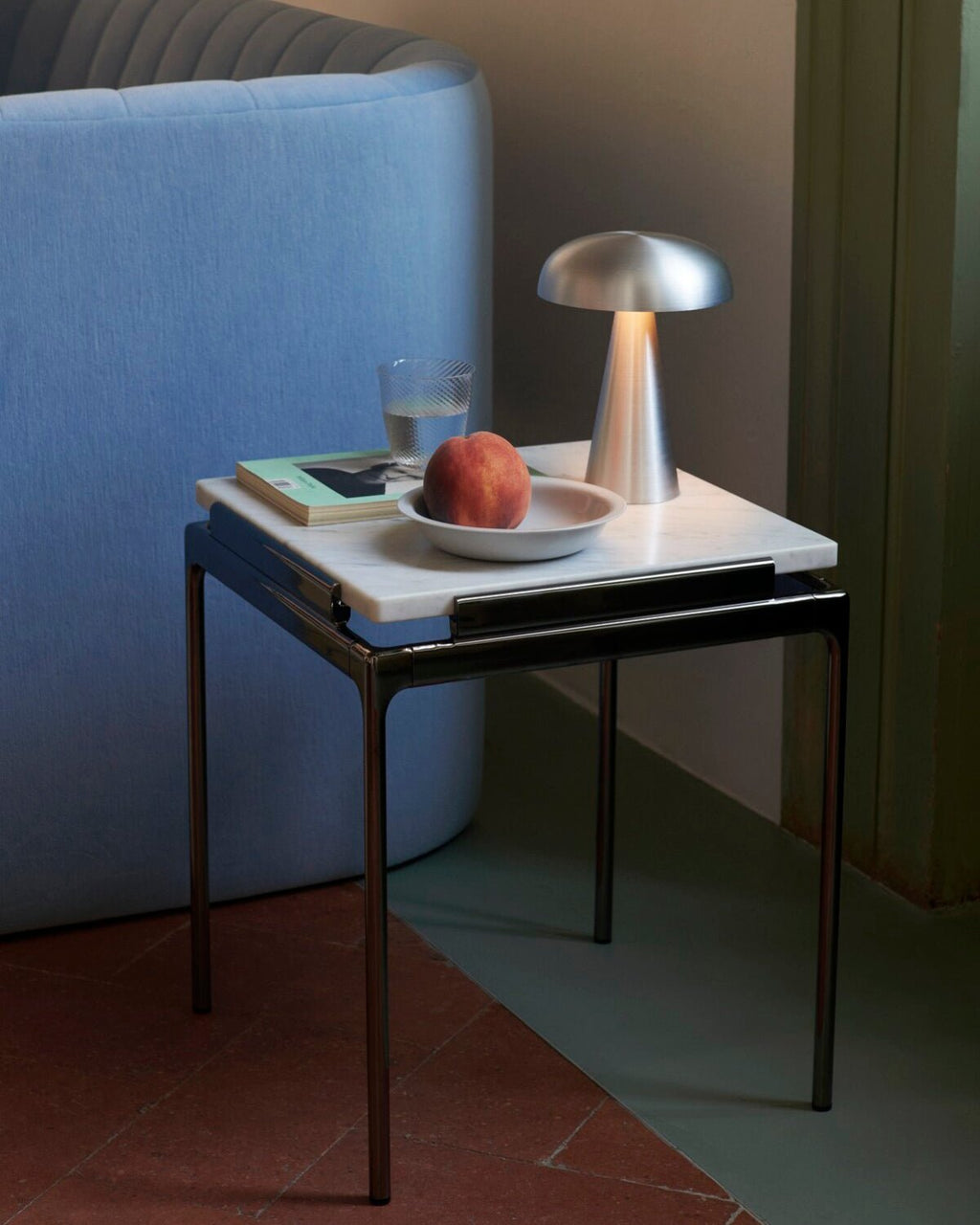 Metal Touch Table Lamp in Six Colors