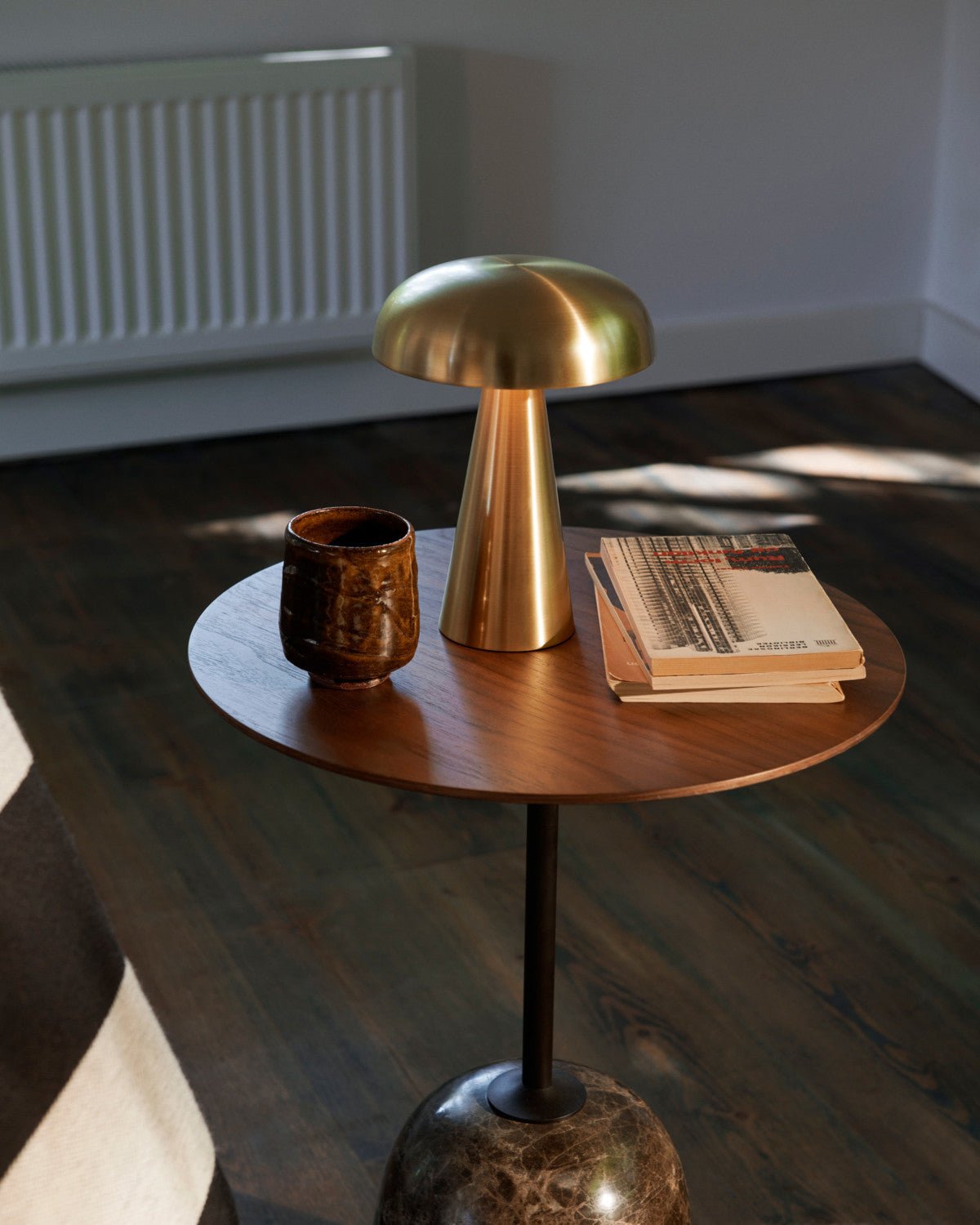 Metal Touch Table Lamp in Six Colors