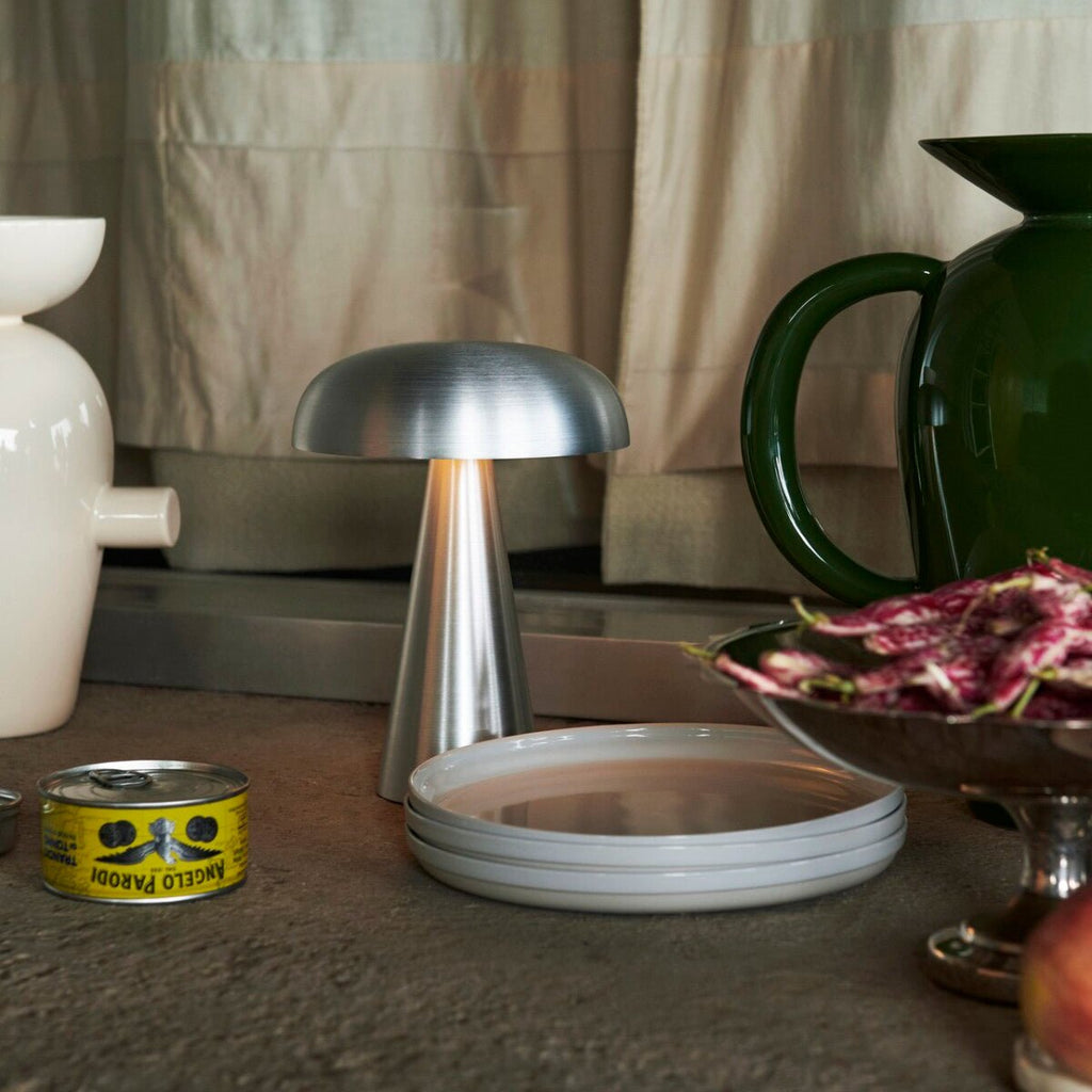 Metal Touch Table Lamp in Six Colors