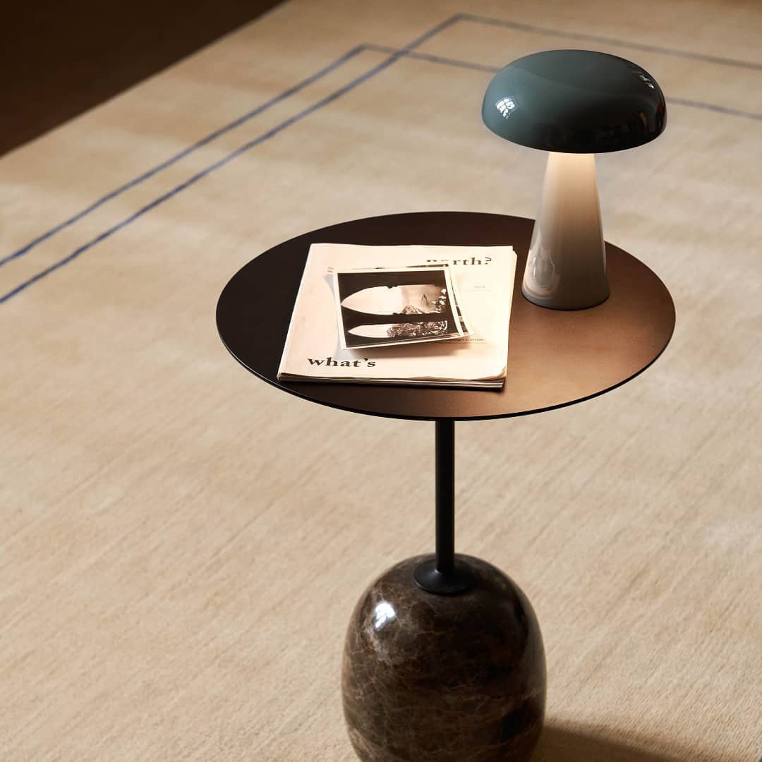 Metal Touch Table Lamp in Six Colors