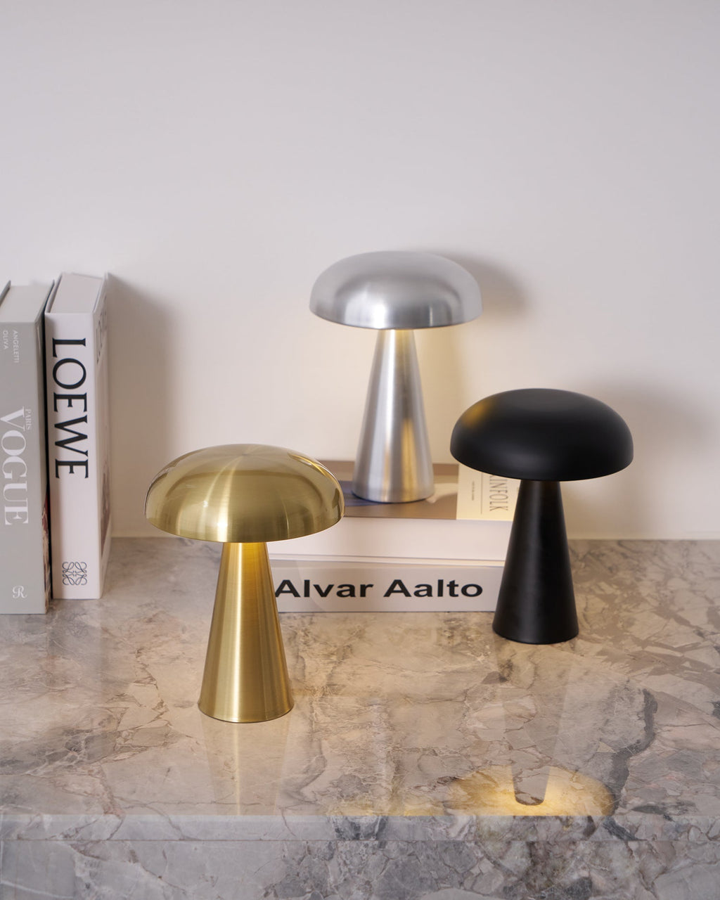 Metal Touch Table Lamp in Six Colors
