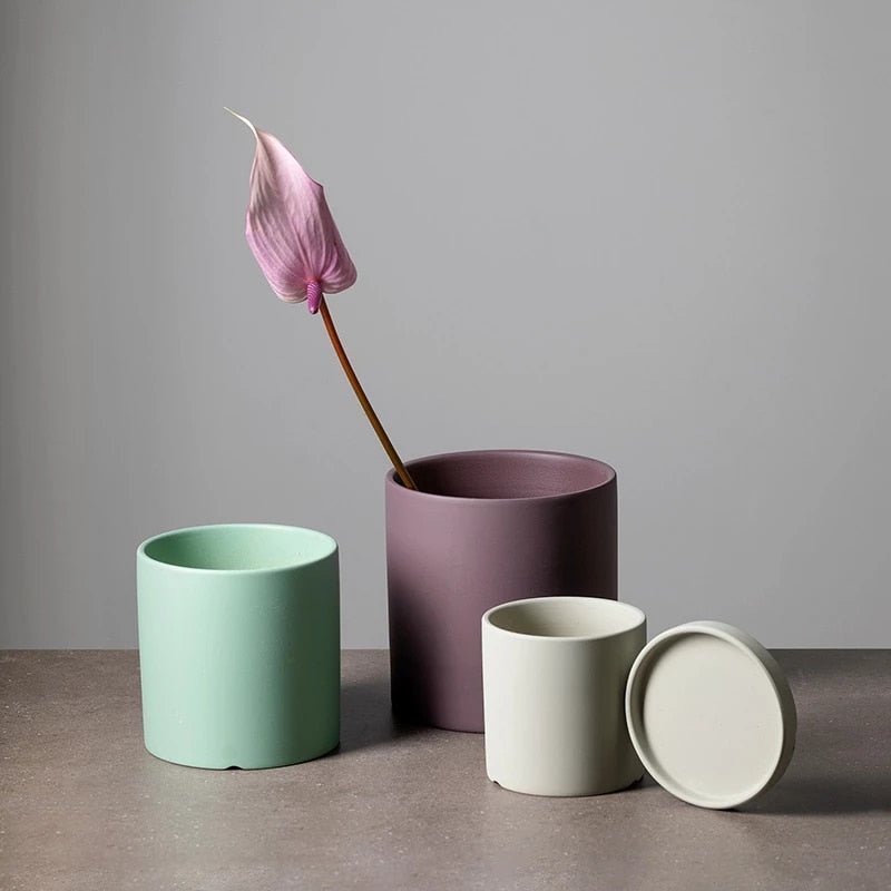 Ceramic Planter with Drainage Hole and Saucer