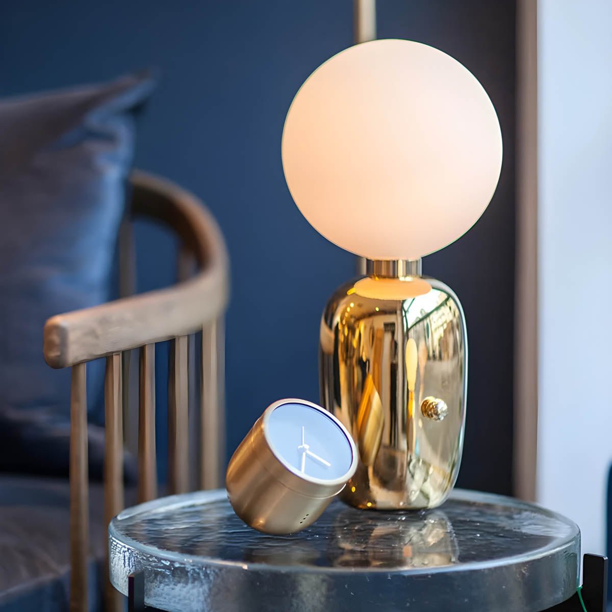 Spherical Table Lamp in Three Sizes and Finishes