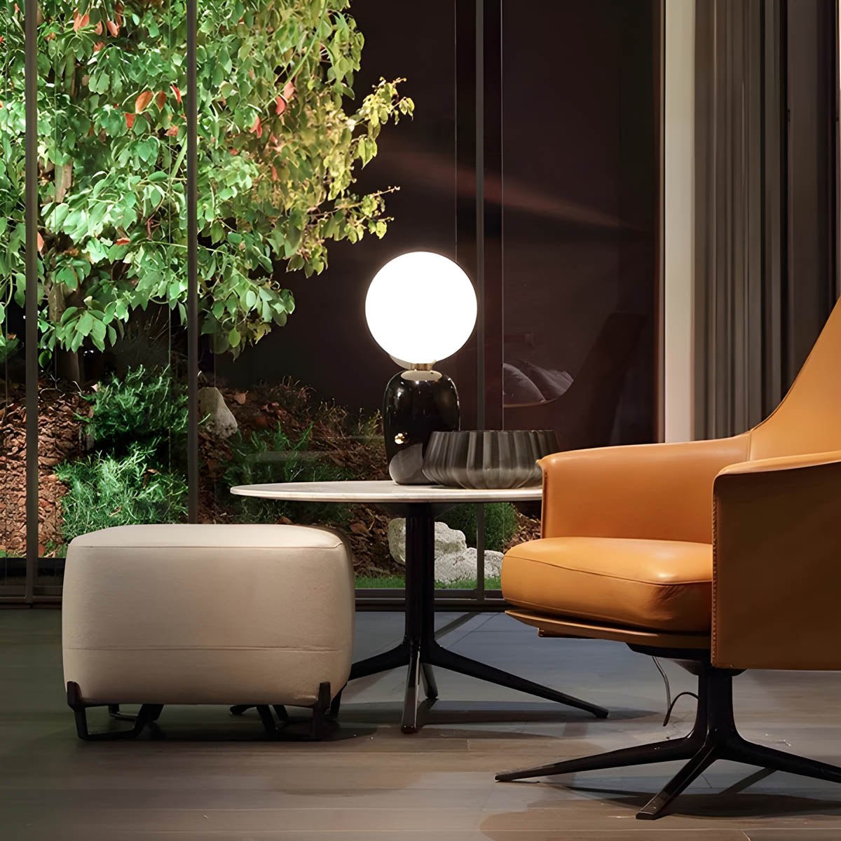 Spherical Table Lamp in Three Sizes and Finishes