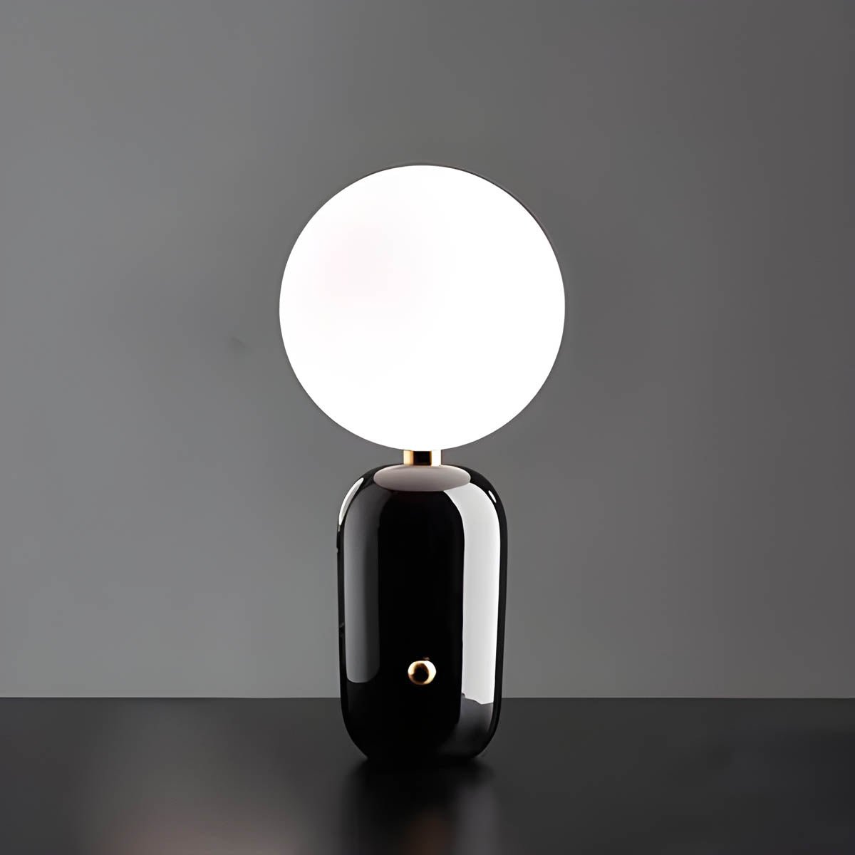 Spherical Table Lamp in Three Sizes and Finishes