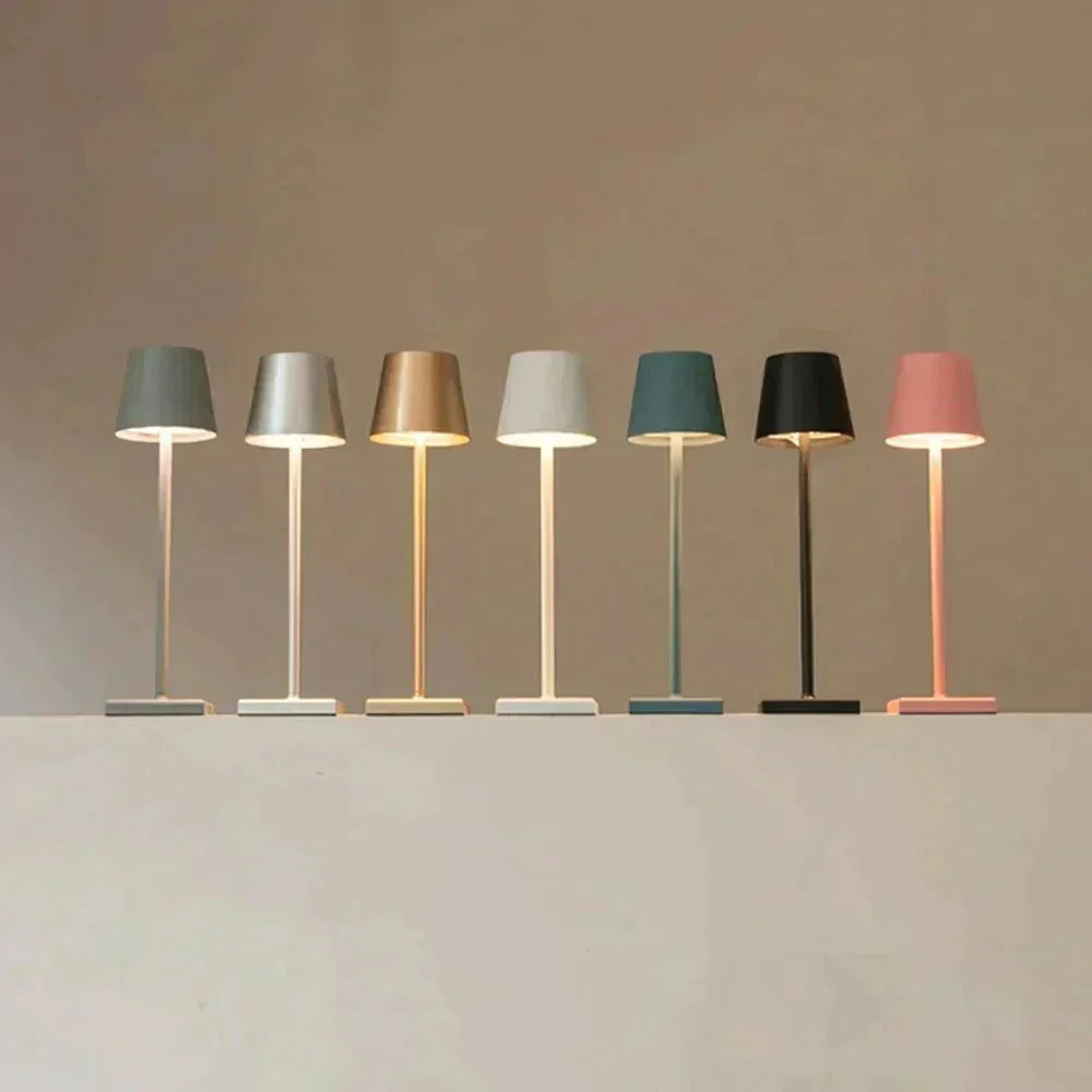 Minimal Aluminum Table Lamp in Nine Colors