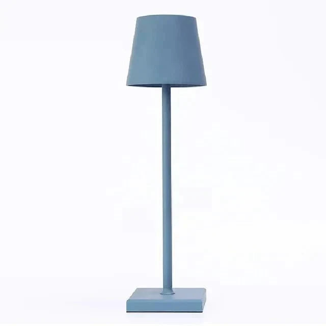 Minimal Aluminum Table Lamp in Nine Colors