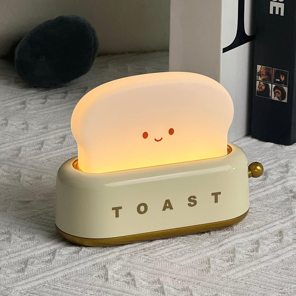Novelty Toaster Lamp with Glowing Toast